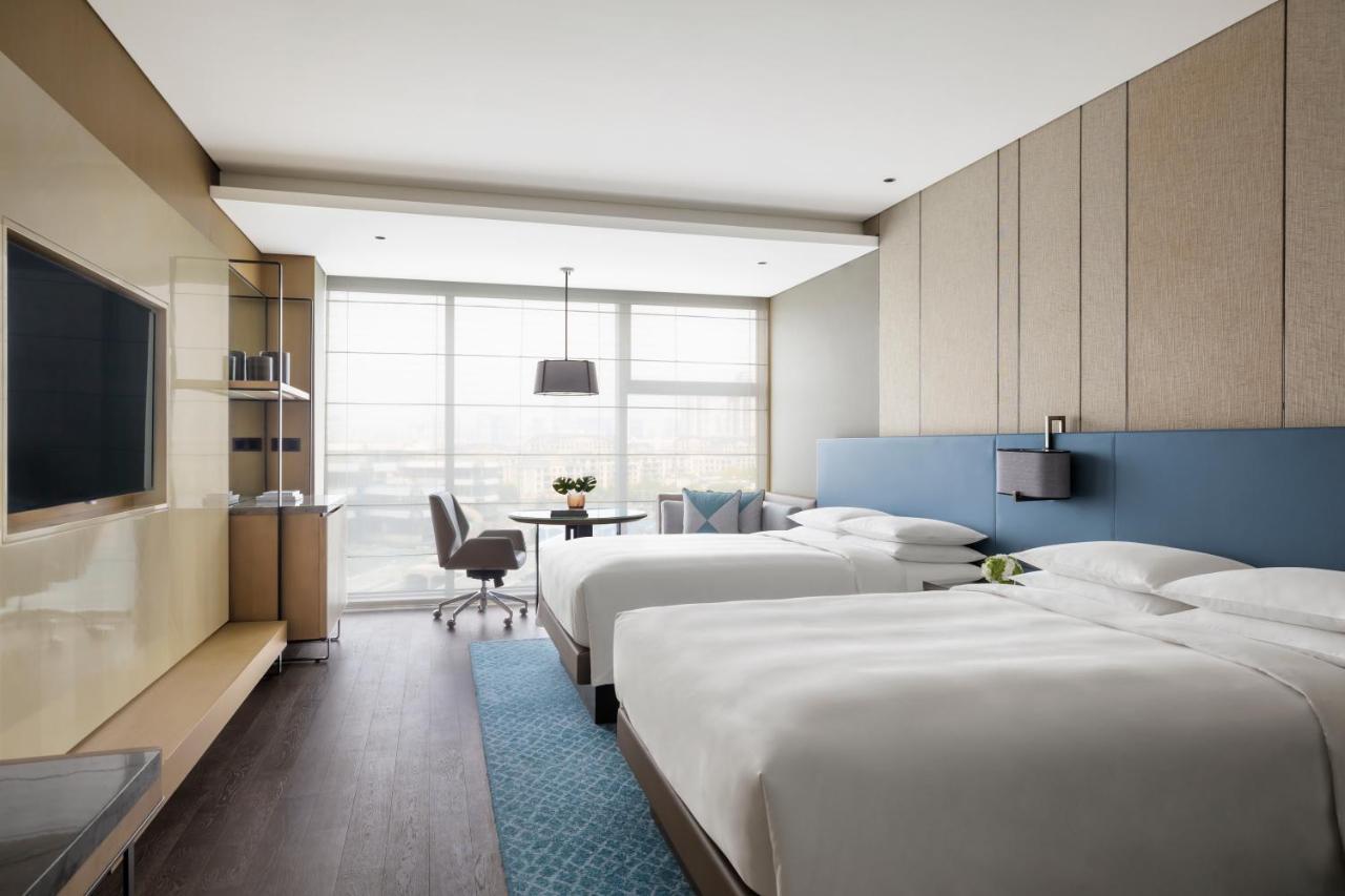 Xuzhou Marriott Hotel Lakeview Екстер'єр фото