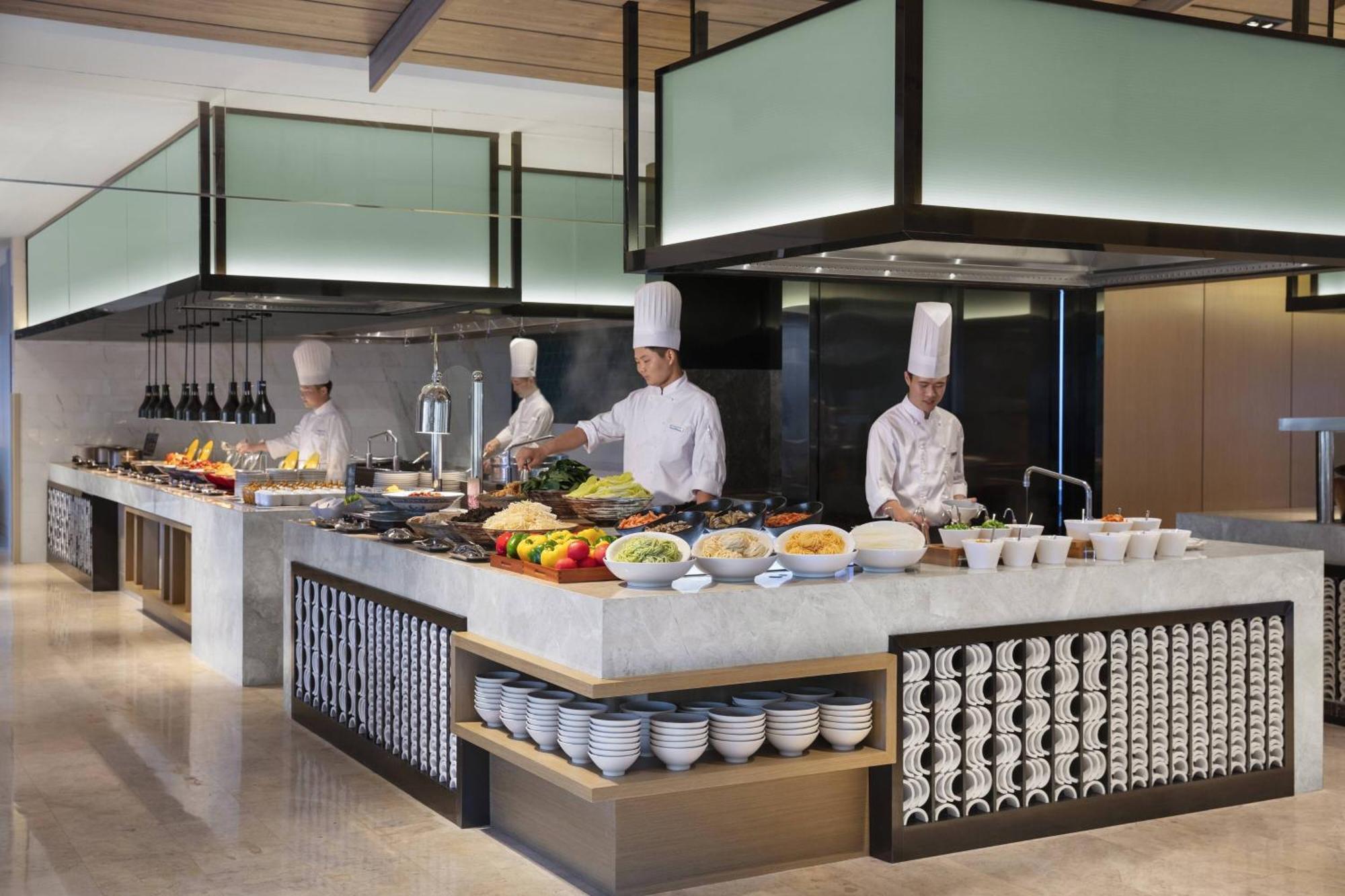 Xuzhou Marriott Hotel Lakeview Екстер'єр фото