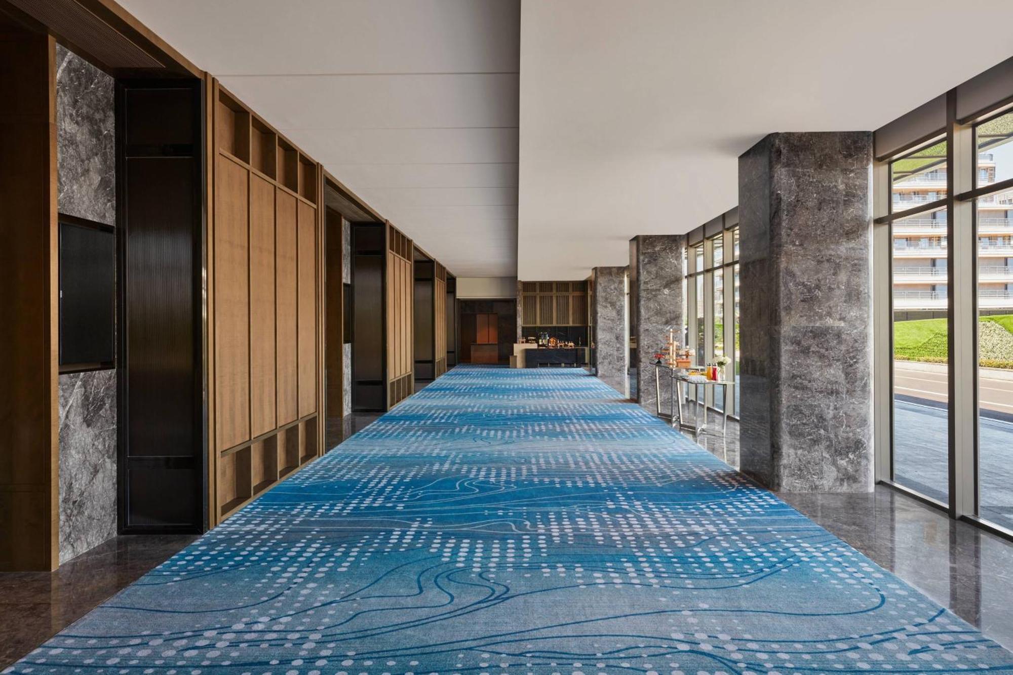 Xuzhou Marriott Hotel Lakeview Екстер'єр фото