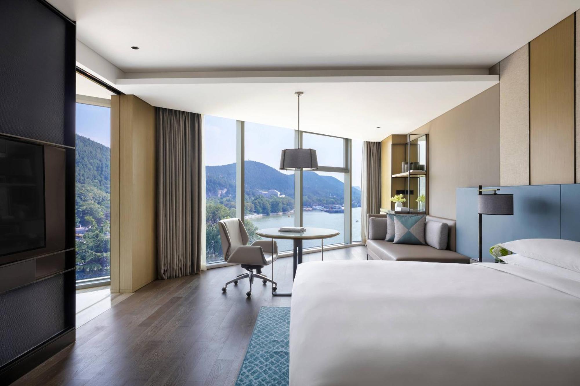 Xuzhou Marriott Hotel Lakeview Екстер'єр фото