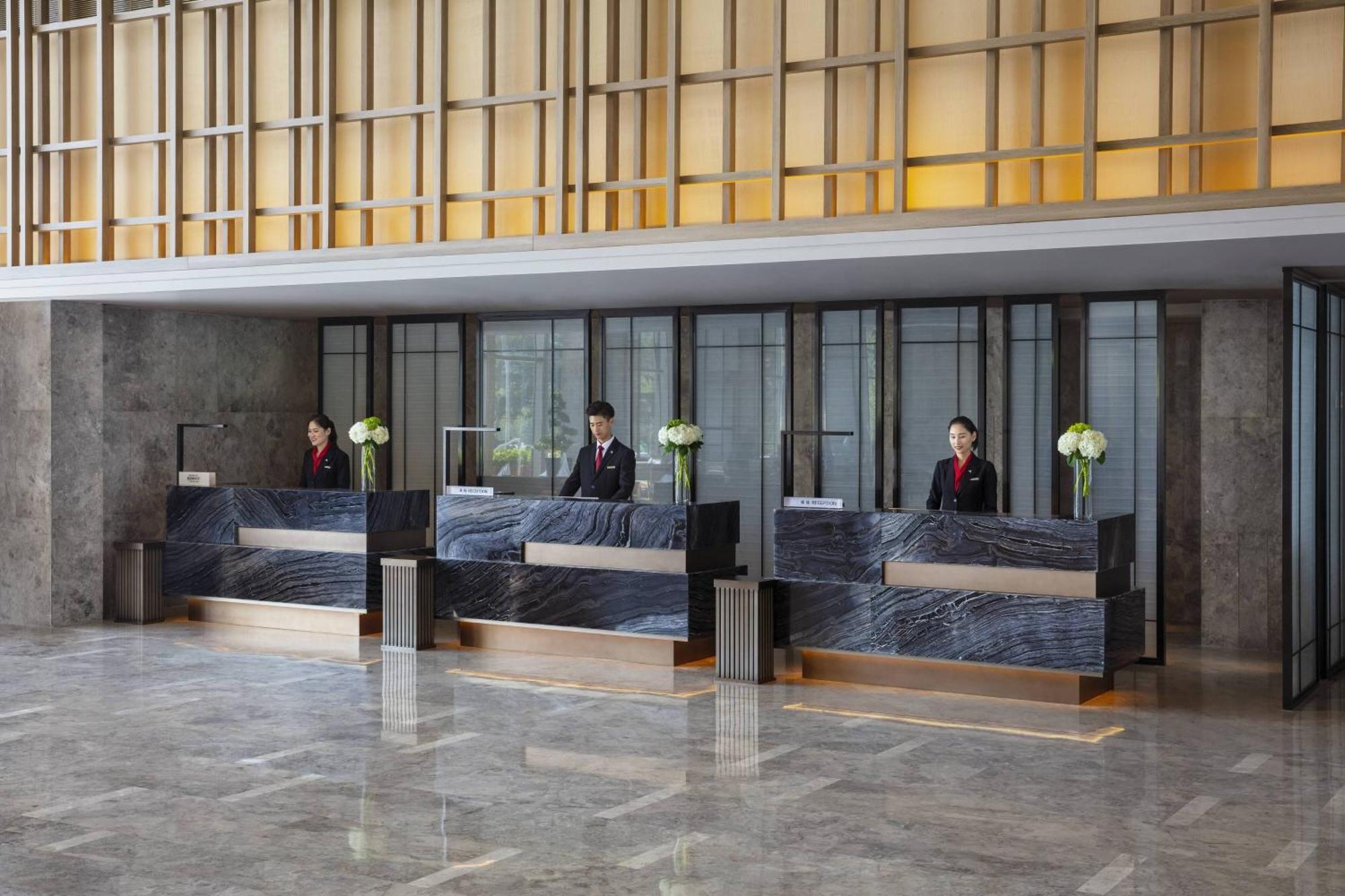 Xuzhou Marriott Hotel Lakeview Екстер'єр фото